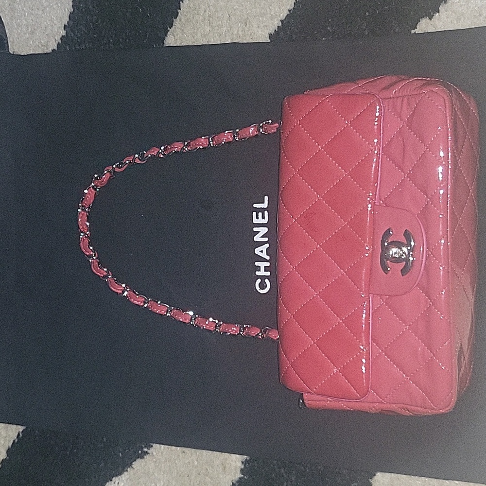 Chanel mini pink bag